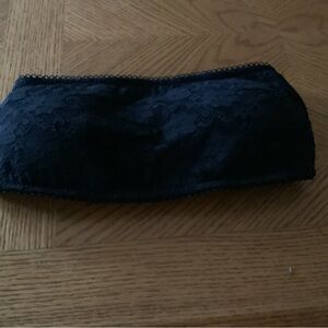 Elegant Black Lace Bandeau